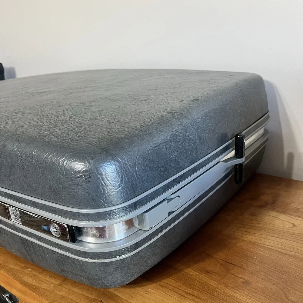 Vintage Samsonite Profile II‎ Gray Hard Case Suitcase Luggage 24 x 18 x 8.5